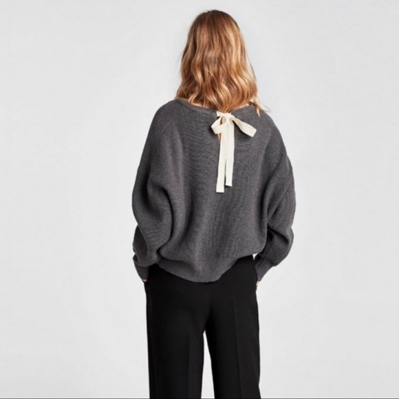 Zara Women's Dark Gray Tie Back Soft Knit Cropped Dolman sleeve Oversize Sweater - Picture 4 of 9